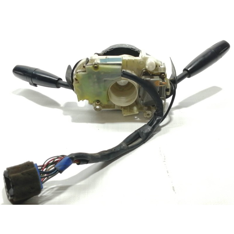 Recambio de mando multifuncion para kia shuma ii 1.6 rs 5 berlina referencia OEM IAM KF62390122 KF62390122 