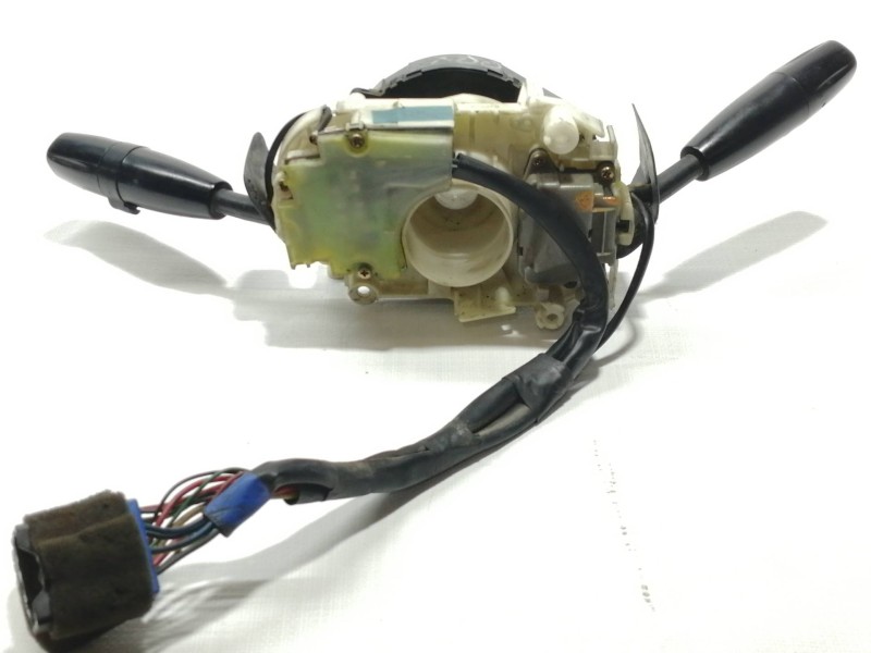 Recambio de mando multifuncion para kia shuma ii 1.6 rs 5 berlina referencia OEM IAM KF62390122 KF62390122 