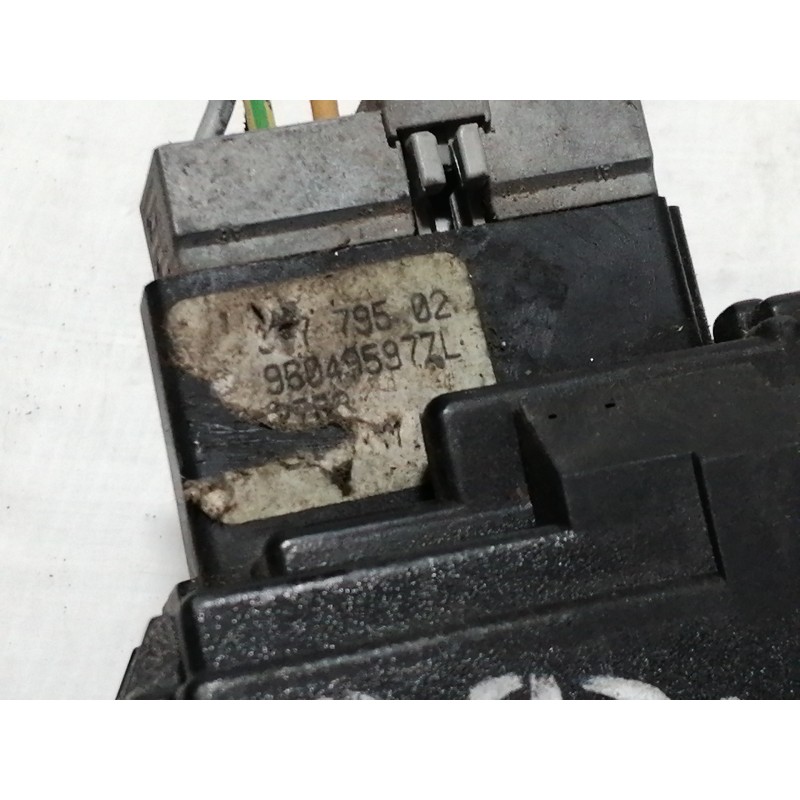 Recambio de mando limpia para citroën saxo 1.1 furio referencia OEM IAM 33779502 960495977L 