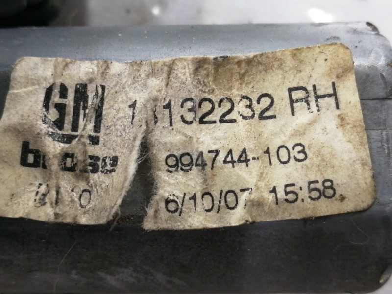 Recambio de elevalunas trasero derecho para opel zafira b cosmo referencia OEM IAM 13132232RH 994744103 