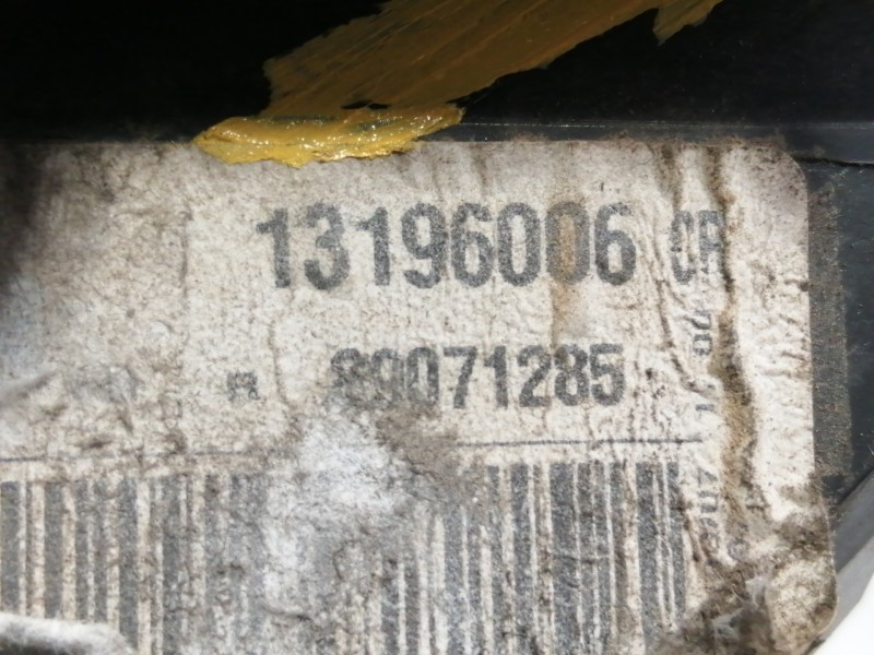 Recambio de faro antiniebla trasero derecho para opel meriva 1.4 16v referencia OEM IAM 13196006 89071285 