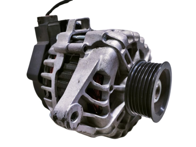 Recambio de alternador para hyundai i30 classic referencia OEM IAM 373002B101  