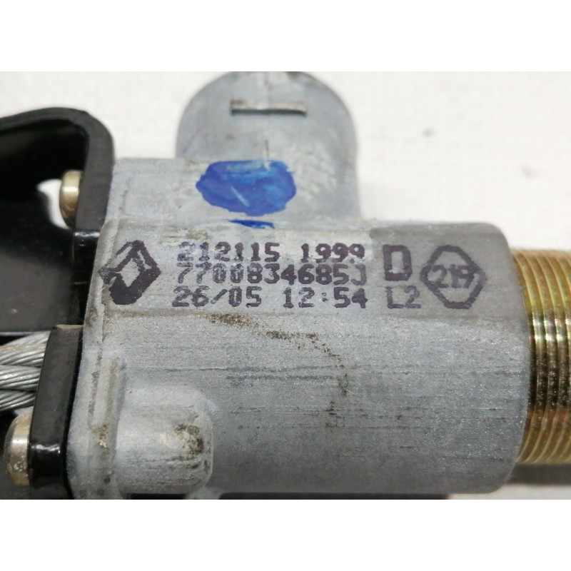 Recambio de enganche cinturon delantero derecho para renault laguna (b56) 1.9 dti rxe referencia OEM IAM   