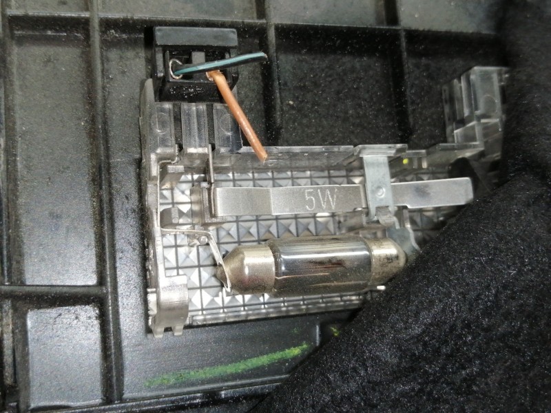 Recambio de guantera para mercedes-benz clase m (w164) 320 / 350 cdi (164.122) referencia OEM IAM 16876938 18114391 