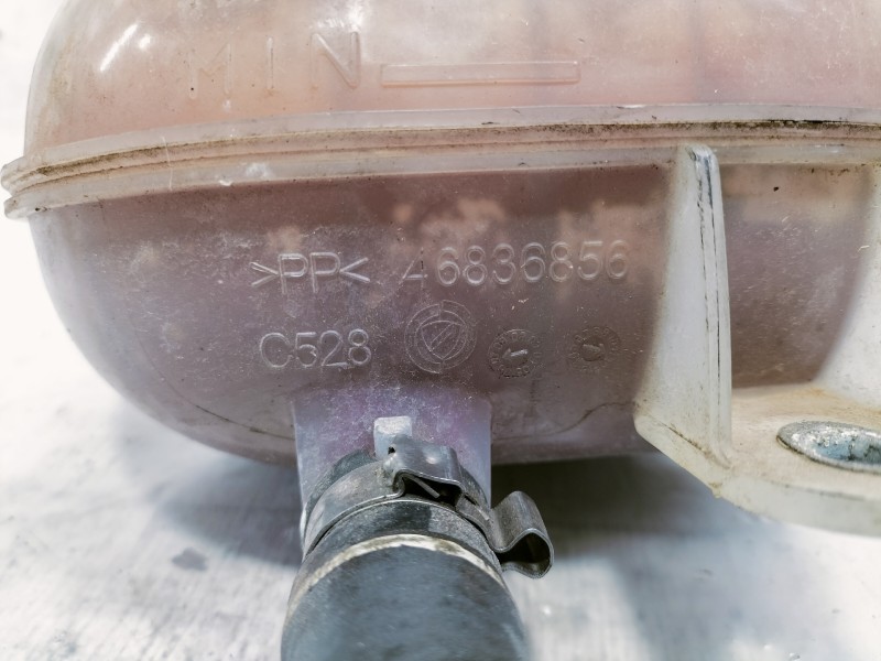 Recambio de deposito expansion para fiat nuova 500 (150) pop referencia OEM IAM 51956876 46836856 