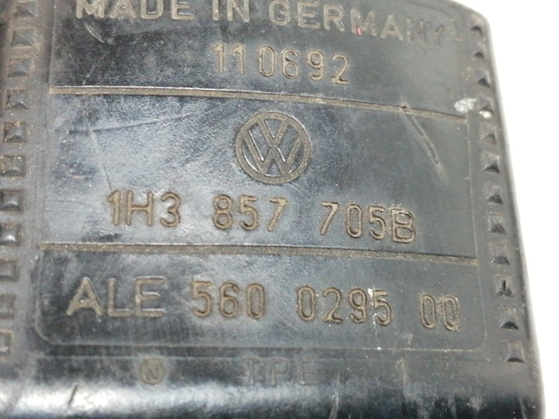 Recambio de cinturon seguridad delantero izquierdo para volkswagen golf iii berlina (1h1) gti referencia OEM IAM 1H3857705B  