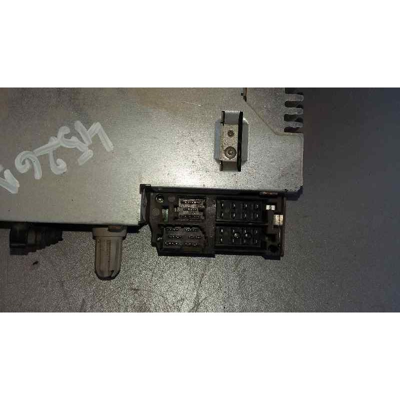 Recambio de sistema audio / radio cd para renault scenic ii confort dynamique referencia OEM IAM 8200367492  