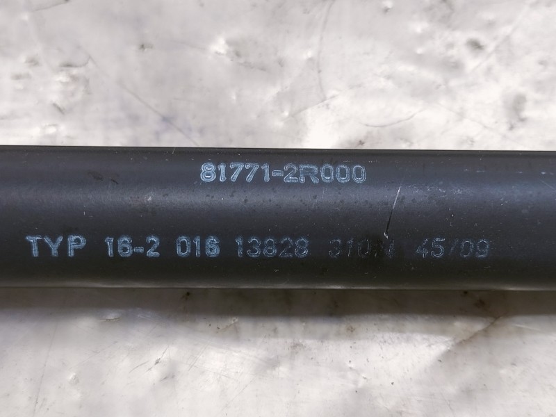 Recambio de amortiguadores maletero / porton para hyundai i30 classic referencia OEM IAM 817712R000  