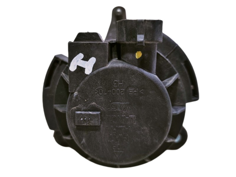 Recambio de faro antiniebla izquierdo para fiat nuova 500 (150) pop referencia OEM IAM 51822889  2 PINS