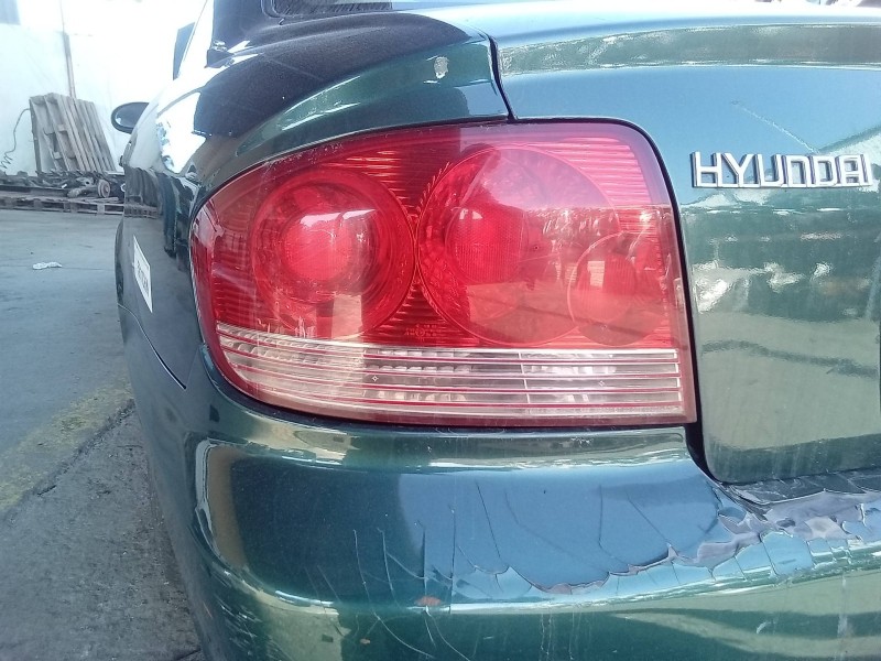 Recambio de piloto trasero izquierdo para hyundai sonata (y4) 2.0i 16v gls (2002) referencia OEM IAM 924013D010  