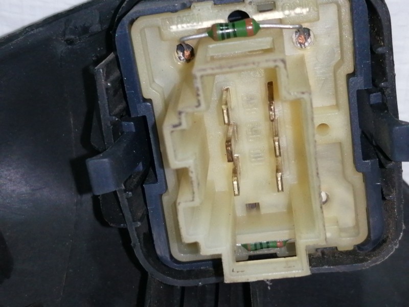 Recambio de mando elevalunas delantero izquierdo para volkswagen golf iii berlina (1h1) gti referencia OEM IAM 1H0867197A  