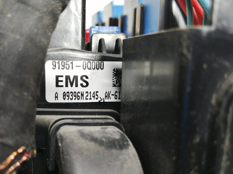 Recambio de caja reles / fusibles para hyundai i30 classic referencia OEM IAM 919510Q000  