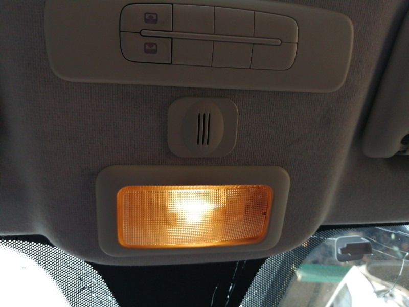 Recambio de luz interior para fiat nuova 500 (150) pop referencia OEM IAM 735244962 735244962 B032 