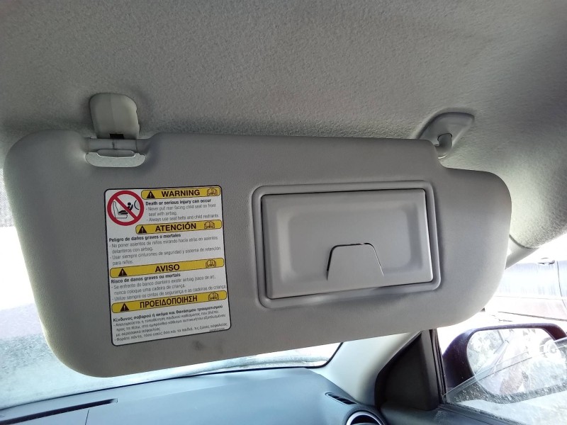 Recambio de parasol derecho para mazda 3 berlina (bk) 1.6 crdt active referencia OEM IAM   