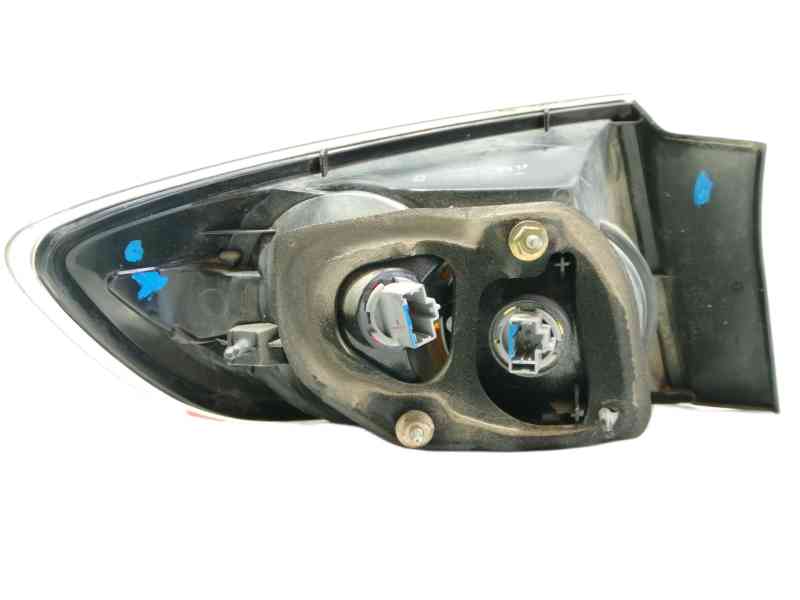 Recambio de piloto trasero derecho para mazda 3 berlina (bk) 1.6 crdt active referencia OEM IAM   