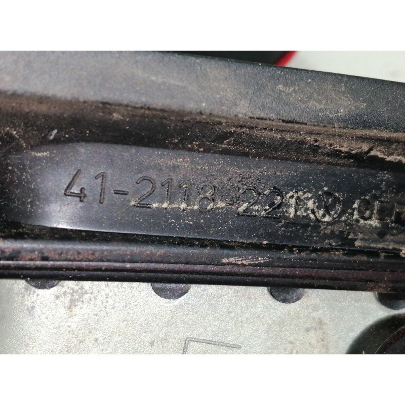 Recambio de retrovisor izquierdo para volkswagen golf iii berlina (1h1) gti referencia OEM IAM 412118221  