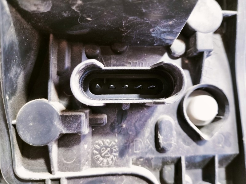 Recambio de piloto trasero derecho para fiat nuova 500 (150) pop referencia OEM IAM 27043201  