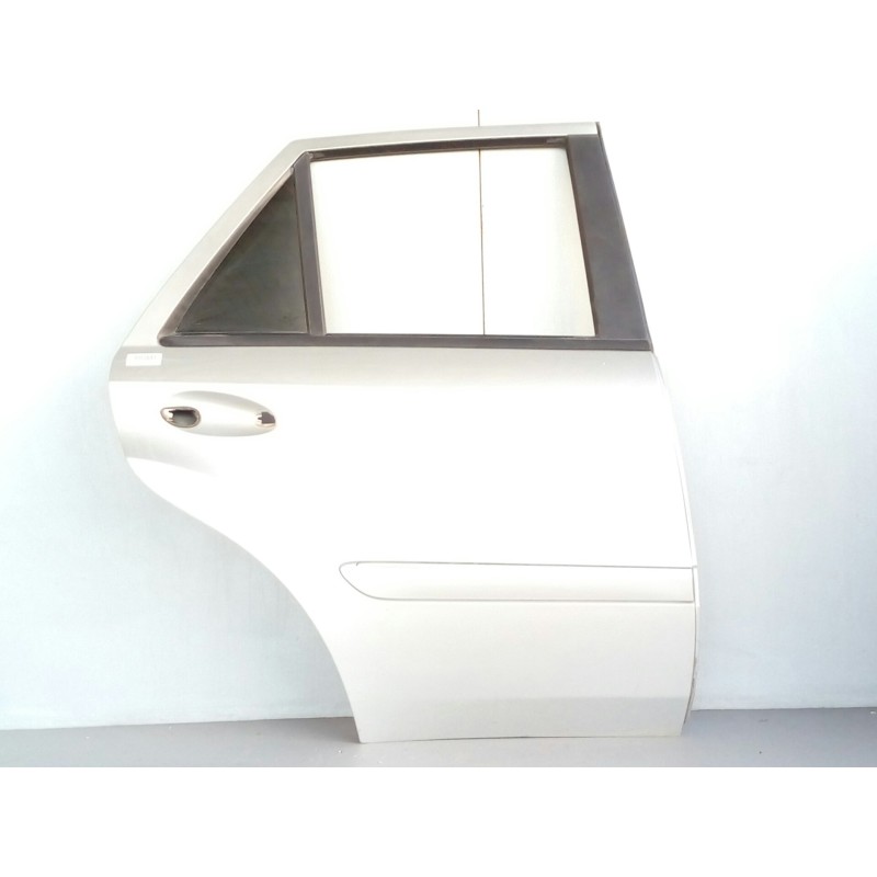 Recambio de puerta trasera derecha para mercedes-benz clase m (w164) 320 / 350 cdi (164.122) referencia OEM IAM   