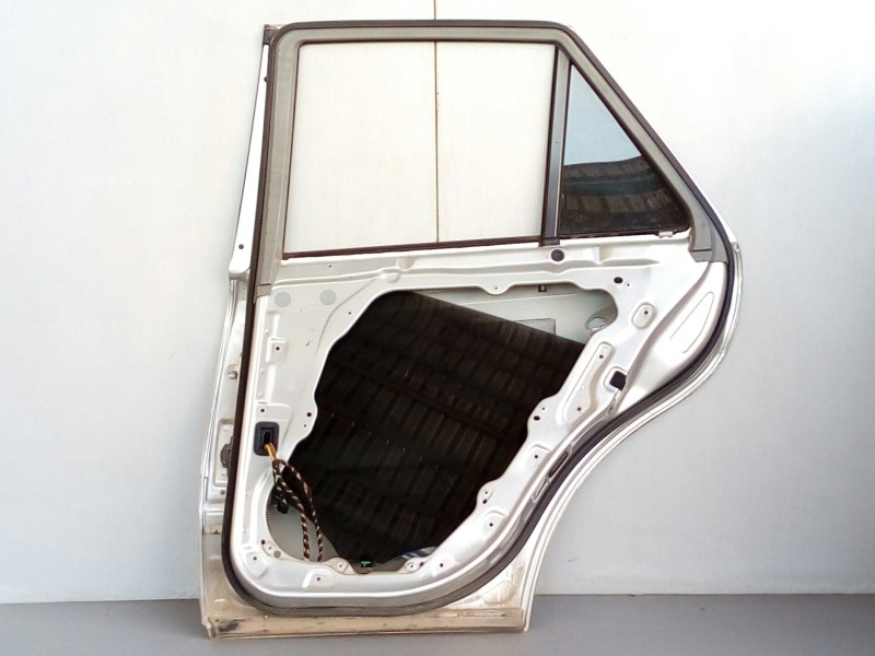 Recambio de puerta trasera derecha para mercedes-benz clase m (w164) 320 / 350 cdi (164.122) referencia OEM IAM   