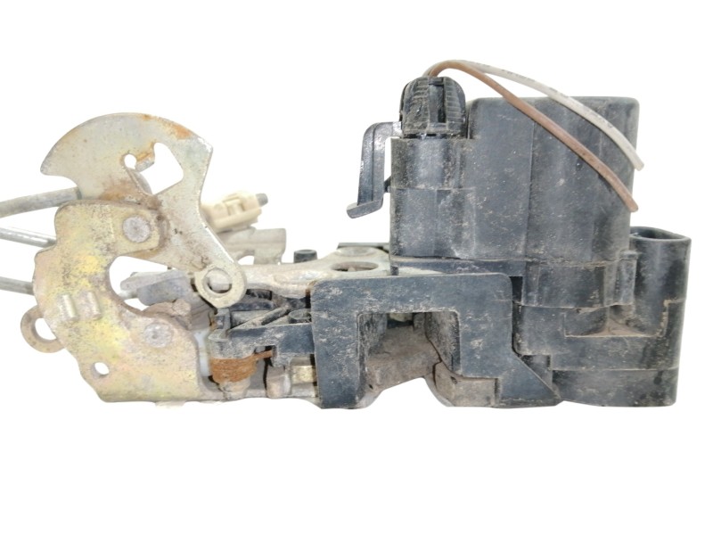 Recambio de cerradura puerta delantera derecha para daewoo compact klaj referencia OEM IAM   