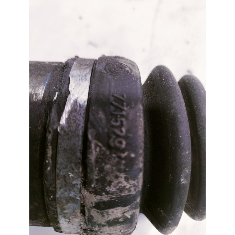 Recambio de transmision delantera derecha para fiat nuova 500 (150) pop referencia OEM IAM 51787862  