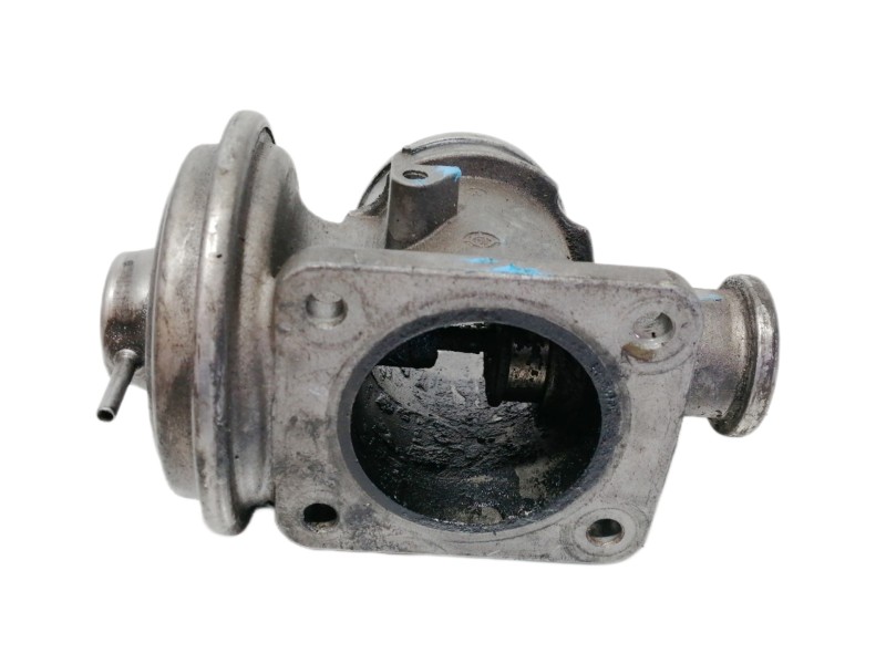 Recambio de valvula egr para bmw serie 5 touring (e39) 525d referencia OEM IAM 778545204  