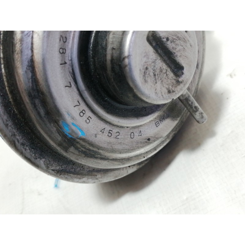 Recambio de valvula egr para bmw serie 5 touring (e39) 525d referencia OEM IAM 778545204  