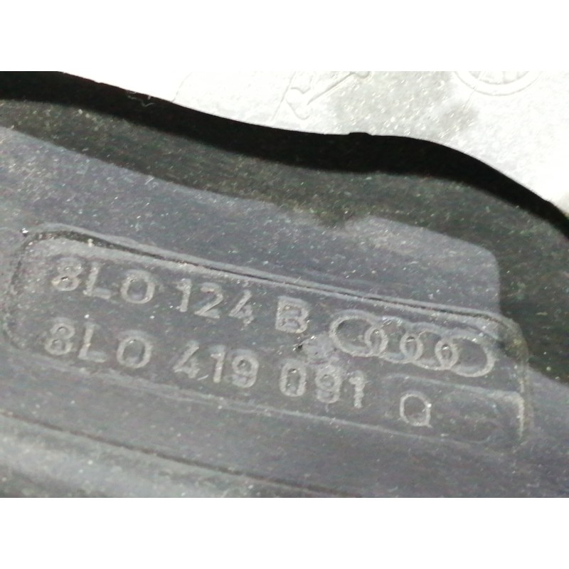 Recambio de volante para audi a3 (8l) 1.9 tdi ambiente referencia OEM IAM 8L0124B 8L0419091 
