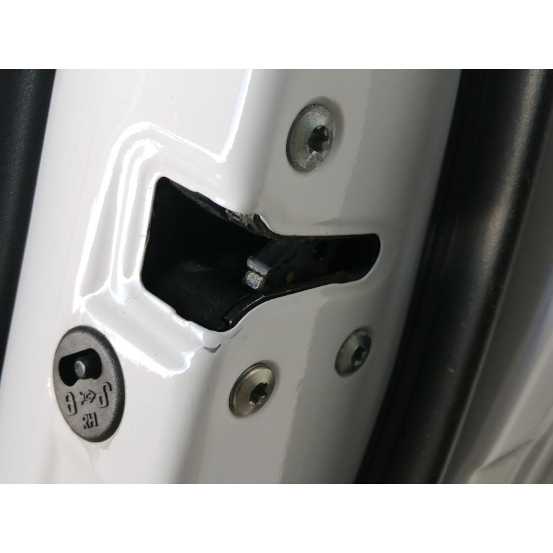 Recambio de puerta trasera derecha para hyundai i30 classic referencia OEM IAM COMPLETA  