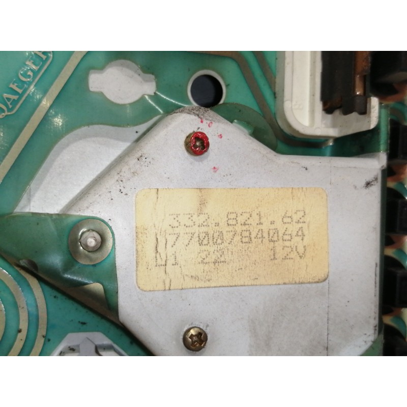 Recambio de cuadro instrumentos para renault 19 (b/c/l53) referencia OEM IAM 33282162  