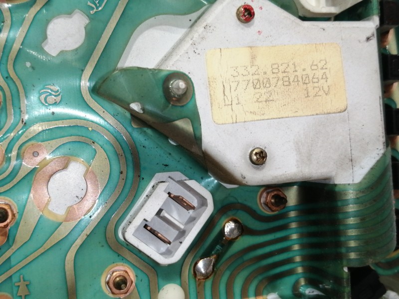 Recambio de cuadro instrumentos para renault 19 (b/c/l53) referencia OEM IAM 33282162  