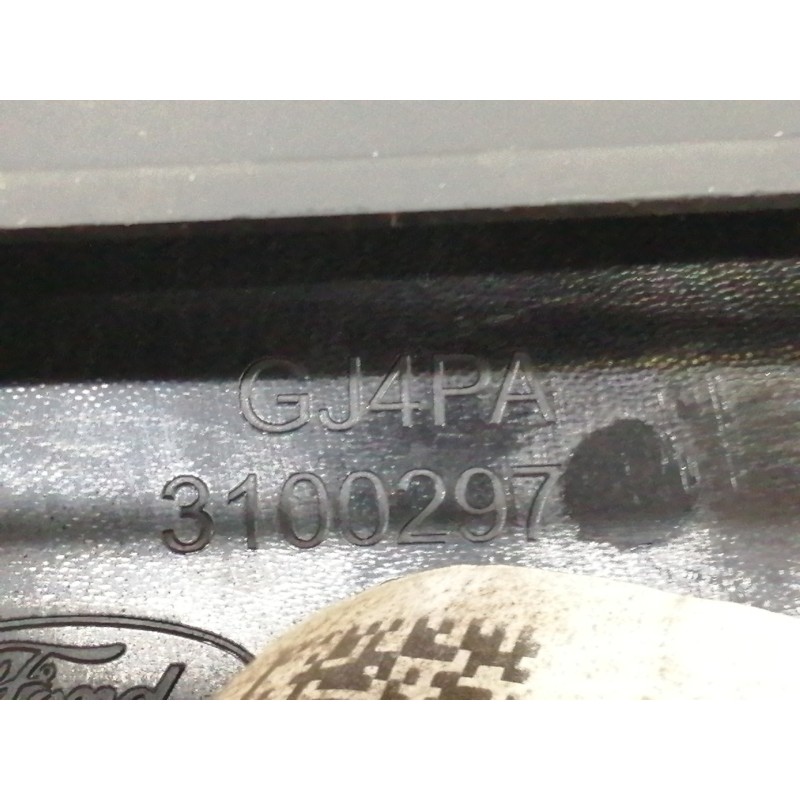 Recambio de moldura para ford b-max trend referencia OEM IAM GJ4PA 3100297 12050000