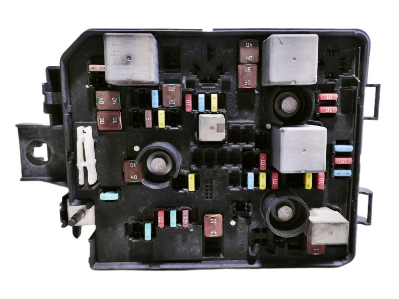 Recambio de caja reles / fusibles para opel corsa e business referencia OEM IAM 39068005 30959L 