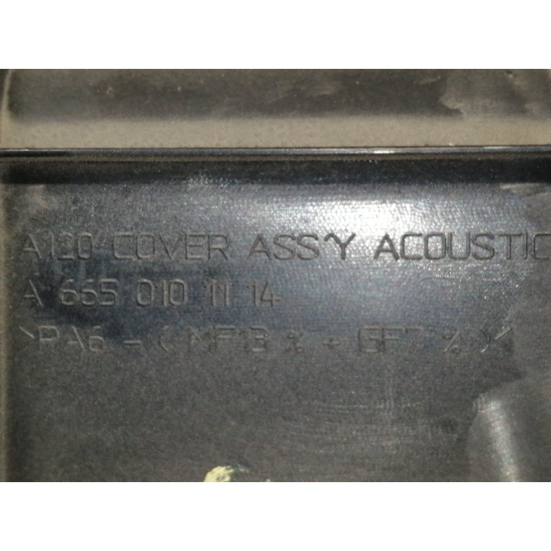 Recambio de tapa motor para ssangyong rodius xdi limited referencia OEM IAM A6650101114  