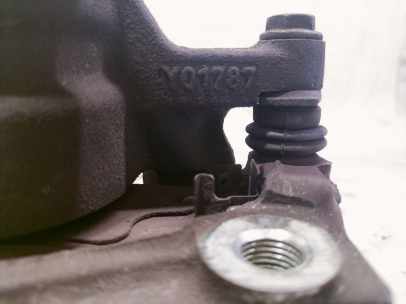 Recambio de pinza freno delantera derecha para peugeot 107 1.4 hdi cat (8ht / dv4td) referencia OEM IAM Y01787 0750 48R 4401G9