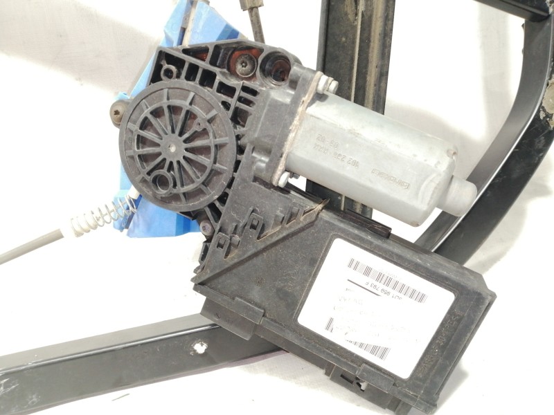 Recambio de elevalunas delantero izquierdo para volkswagen touareg (7la) tdi r5 referencia OEM IAM 7L0837353  ELECTRICO