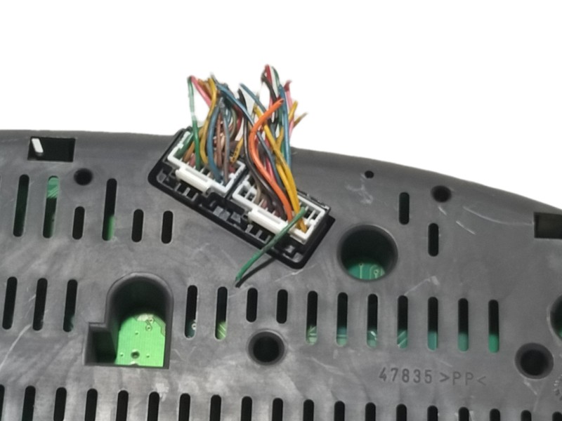 Recambio de cuadro instrumentos para hyundai elantra (xd) 1.6 comfort (4-ptas.) referencia OEM IAM 940132D210  