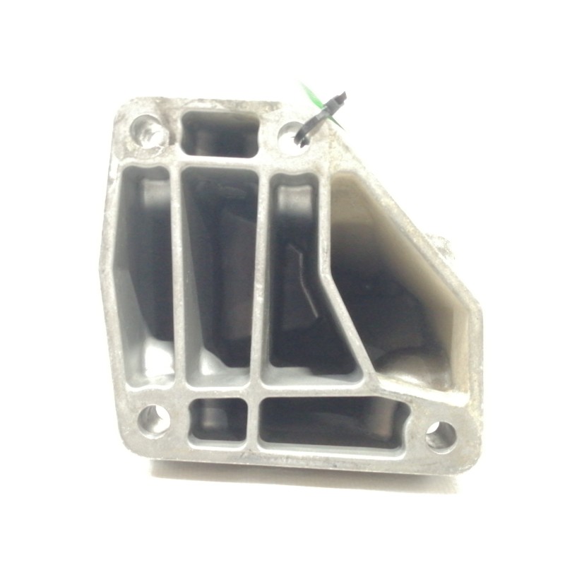 Recambio de soporte motor derecho para mercedes-benz clase m (w164) 320 / 350 cdi (164.122) referencia OEM IAM A6422230204  