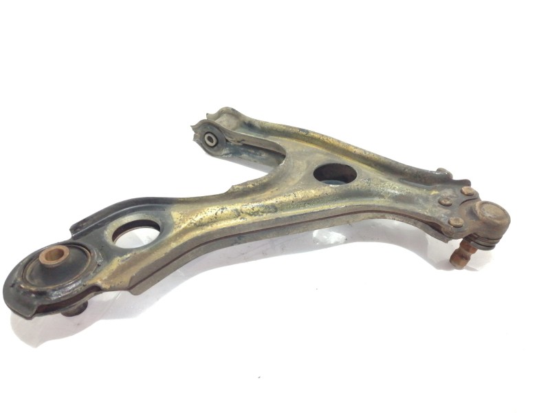 Recambio de brazo suspension inferior delantero izquierdo para opel omega a 2.4 c referencia OEM IAM   