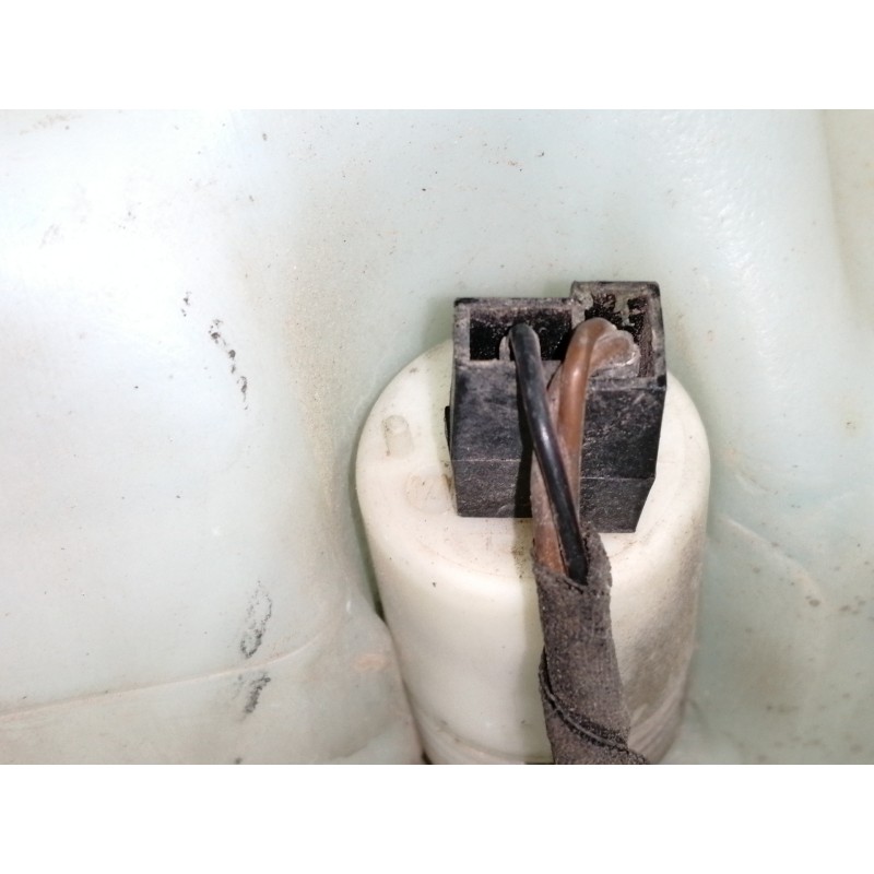 Recambio de deposito limpia para opel omega a 2.4 c referencia OEM IAM   