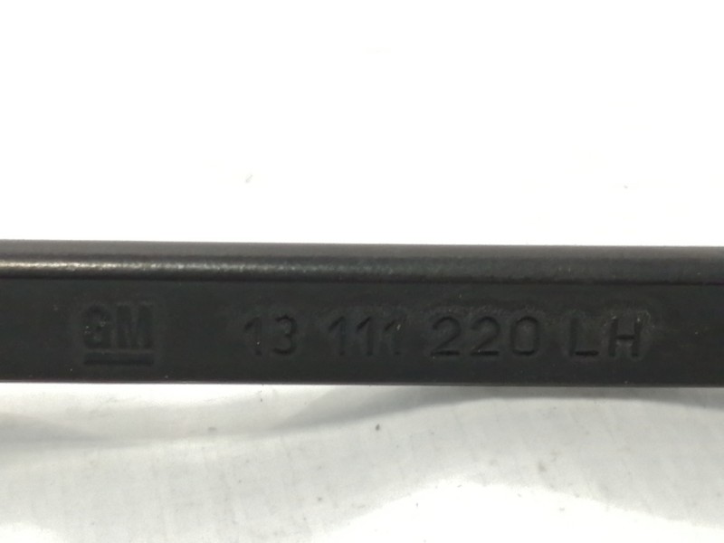 Recambio de brazo limpia delantero derecho para opel astra twin top cosmo referencia OEM IAM 13111220 13111220LH 