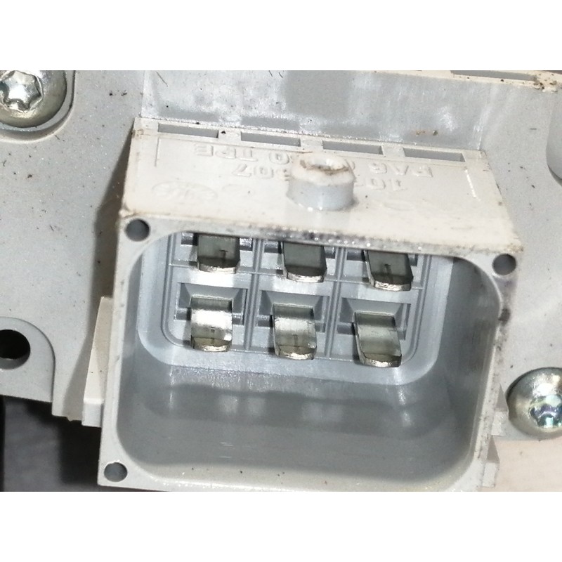 Recambio de elevalunas delantero izquierdo para opel corsa e business referencia OEM IAM 13447038LH  