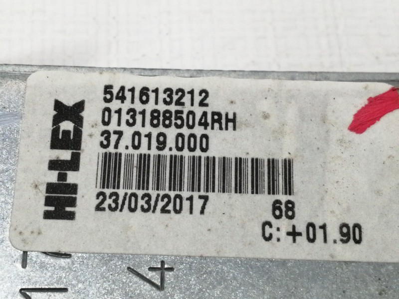 Recambio de elevalunas trasero derecho para opel corsa e business referencia OEM IAM 013188504RH  