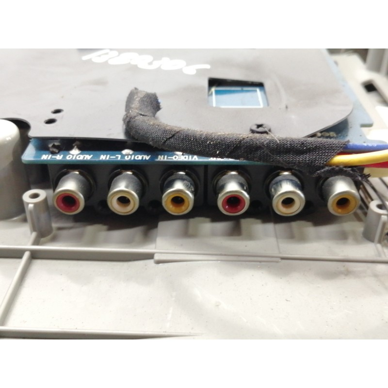 Recambio de sistema dvd para ssangyong rodius xdi limited referencia OEM IAM A1DHA0038 ELT1000 