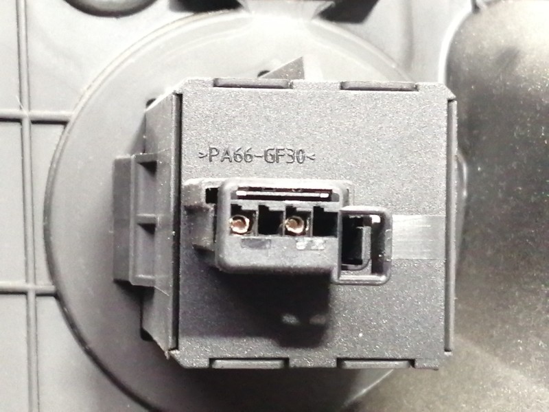 Recambio de guantera para opel corsa e business referencia OEM IAM 39013999  