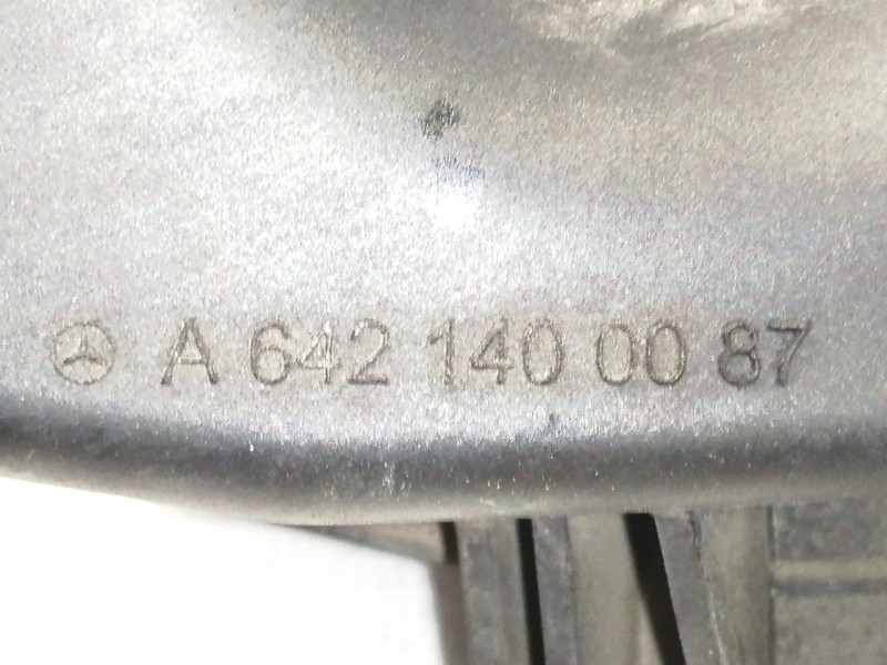 Recambio de valvula aire adicional para mercedes-benz clase m (w164) 320 / 350 cdi (164.122) referencia OEM IAM A6421400087  