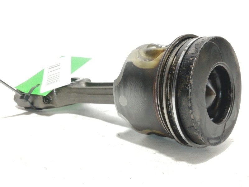 Recambio de piston para renault modus luxe privilege referencia OEM IAM   