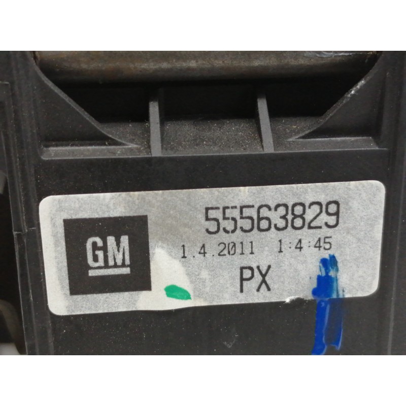 Recambio de palanca cambio para opel insignia berlina cosmo referencia OEM IAM 8126201004  