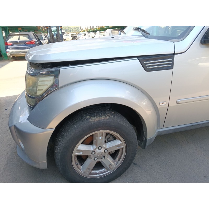 Recambio de aleta delantera izquierda para dodge nitro 2.8 crd 4wd referencia OEM IAM 55360845AD  