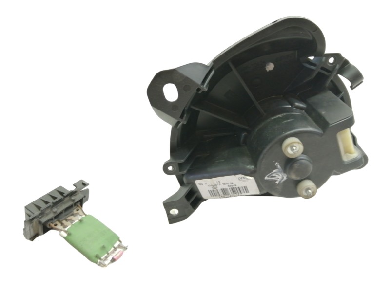 Recambio de motor calefaccion para opel corsa e business referencia OEM IAM 13335075  